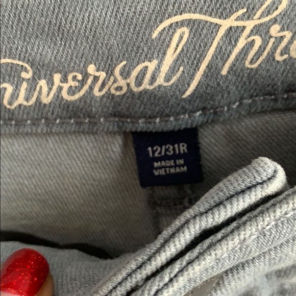 Universal Treads cropped jeans Sz 12 - Picture 7 of 9